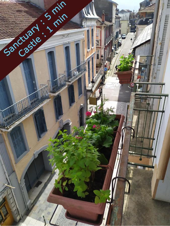 Private Independant Flat - Center - 2 Balconies Lourdes